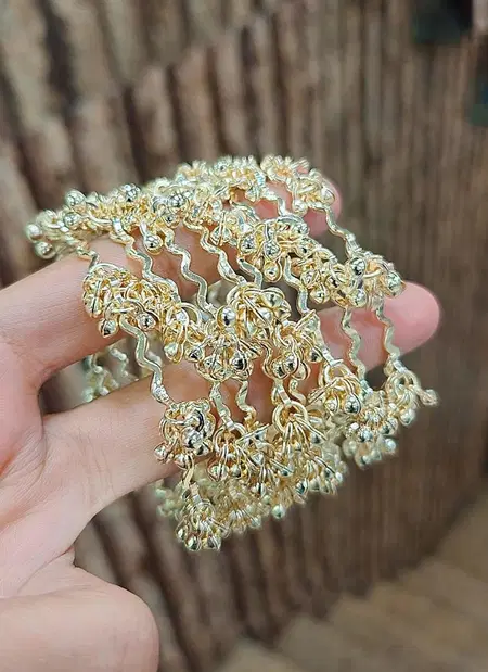 Designer Zig Zag Kashmiri Bangles Bulk Orders In Surat